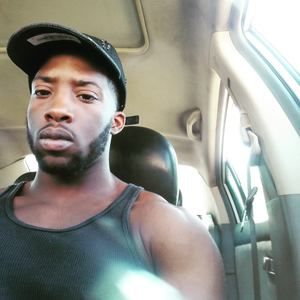 Meet your Posher, Carlos